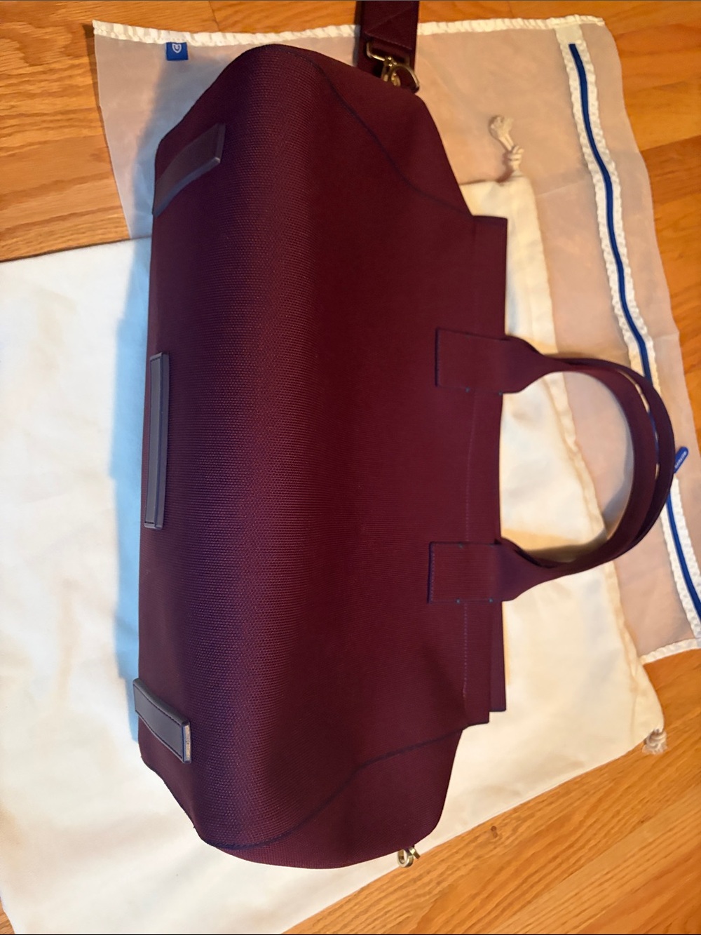 Rothy’s Deep Plum Overnighter Bag - Picture 3 of 7